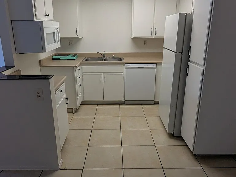 203 Woodland Pkwy #239 — Photo 9