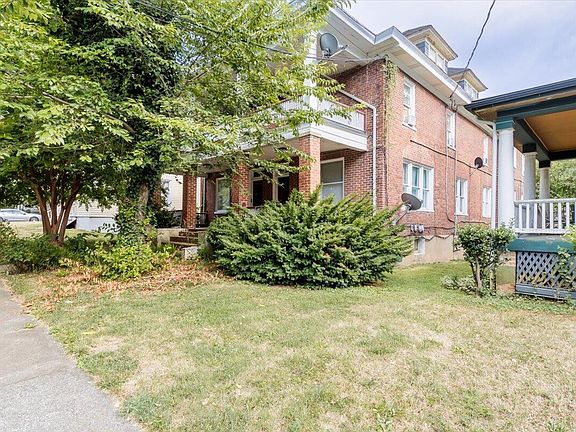 5th image of 606 Woods Ave SW