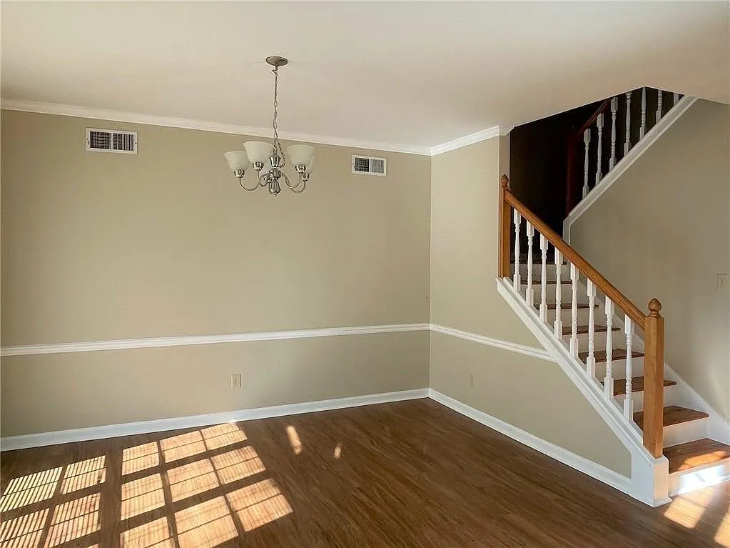 4 bed, 3.5 bath, 2234 sqft, $3,000 — Photo 4