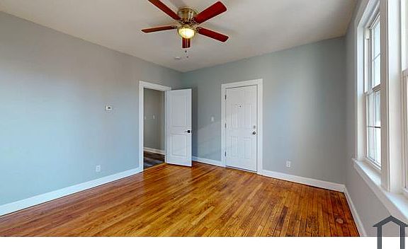 4th image of 635 Albany Ave