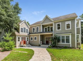 5 Whittemore Pl, Westbrook, CT 06498