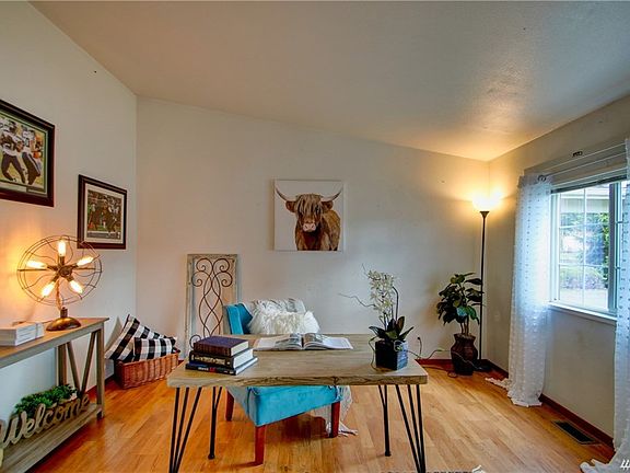 5th image of 2911 Schuller Pl