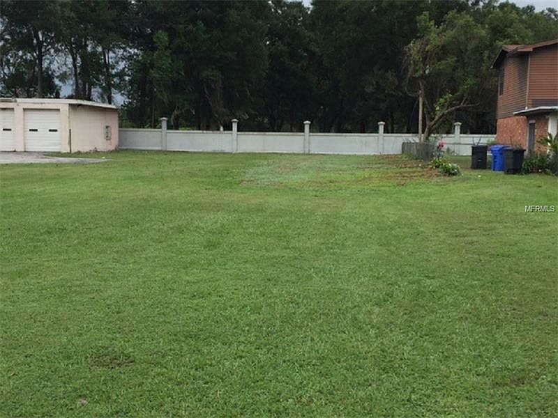 2nd image of 3028 Lake Ellen Ln