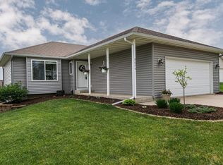 2674 Oshkosh Ln NW, Rochester, MN 55901