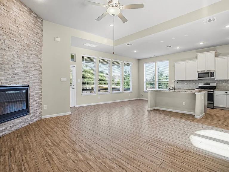 1610 Buckner Pl — Photo 12