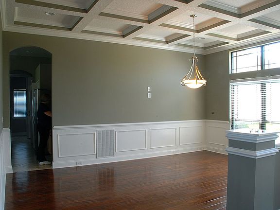 3rd image of 3551 Highland Glen Ct