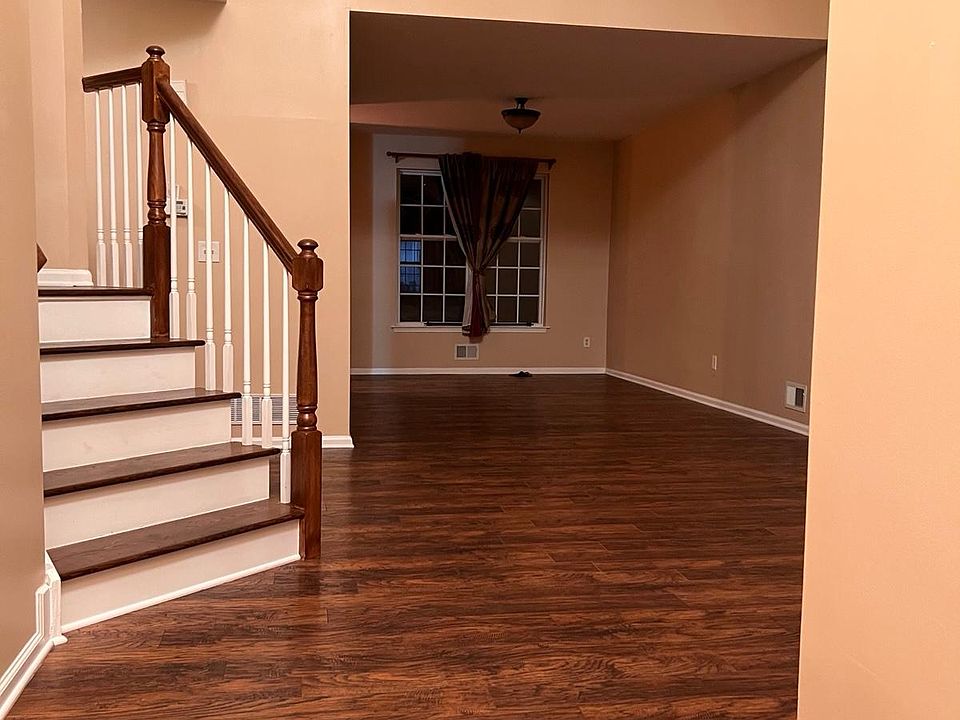 1st image of 1106 Cottonwood Ct