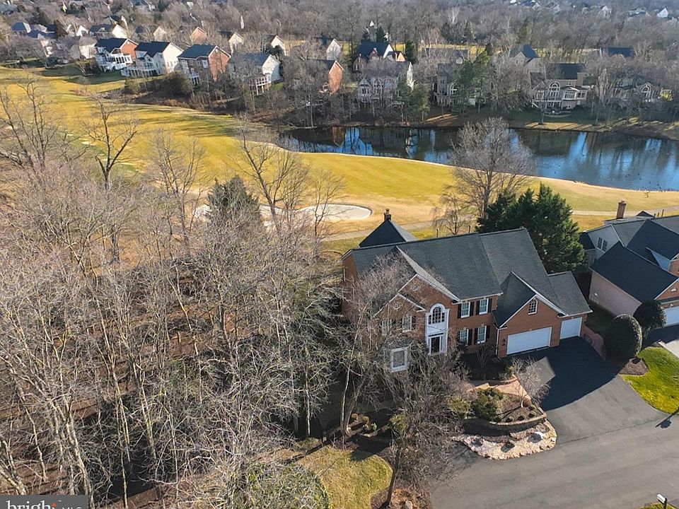 1st image of 43287 Warwick Hills Ct