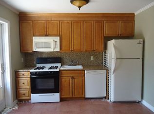 270 8th St APT 1, Brooklyn, NY 11215
