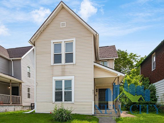 2nd image of 832 Saint Clair Ave
