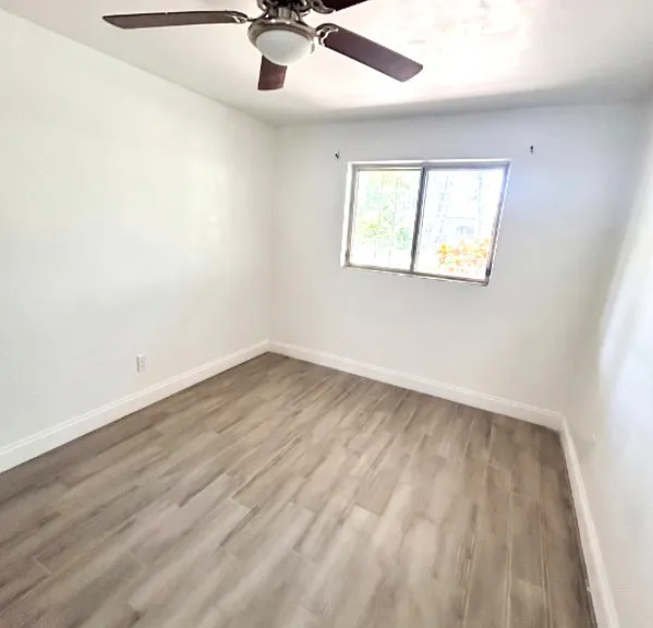 317 E Monument Ave #11 — Photo 8
