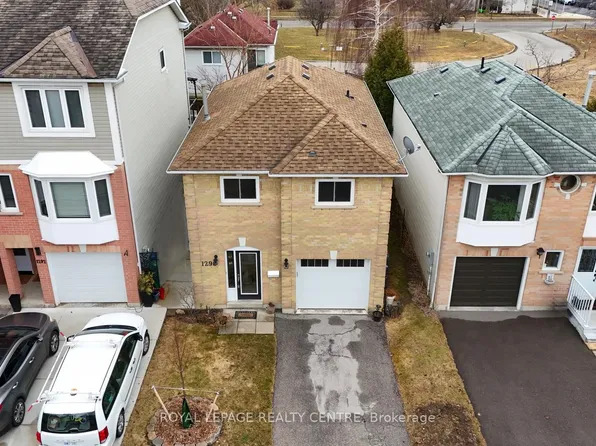 1296 Woodhill Ct, Mississauga, ON L5E 3H1