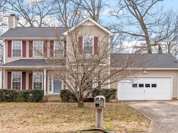 1000 Roedeer Dr, Clarksville, TN 37042