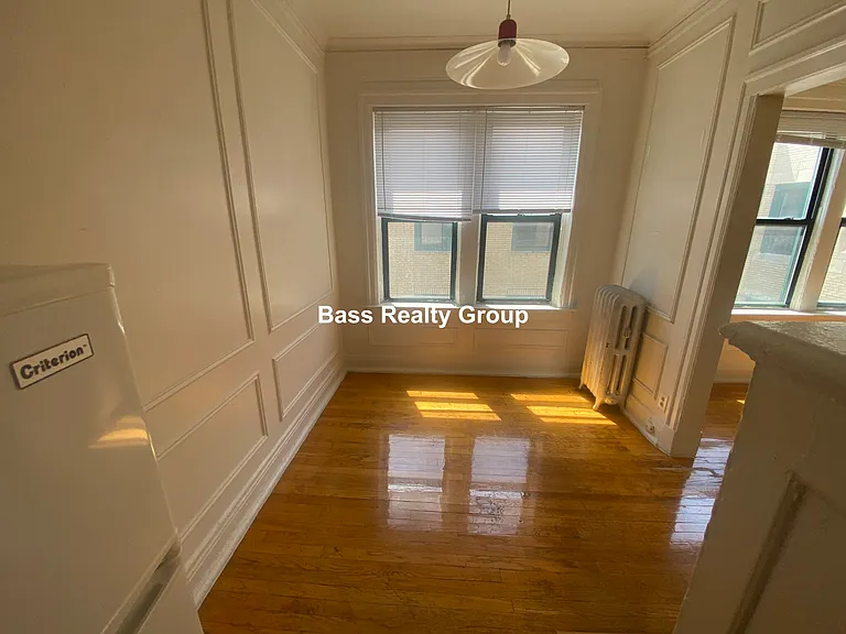 5114 S Blackstone Ave #B17 — Photo 4
