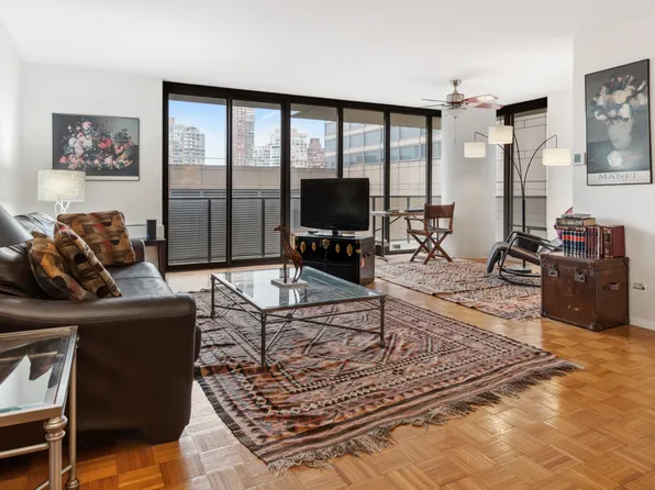 161 West 61st Street image 10 of 10