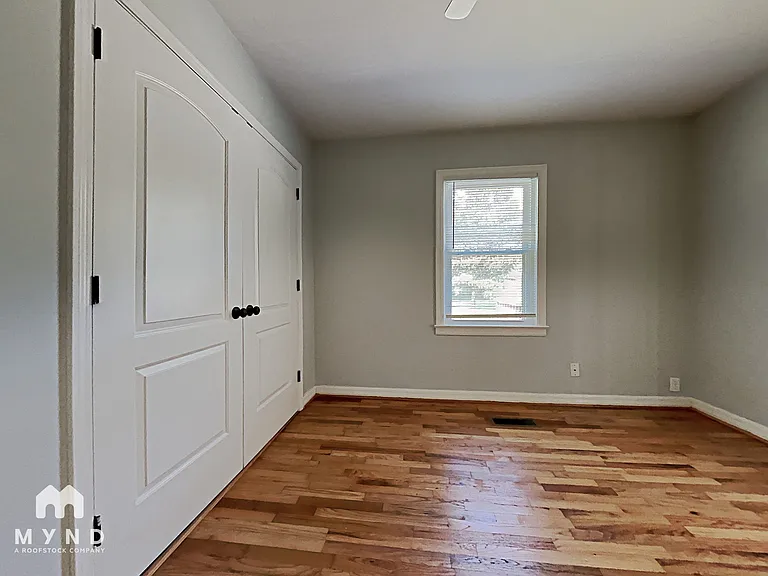 906 5th Ave SW — Photo 7