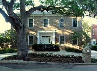 2929 W Hawthorne Rd, Tampa, FL 33611