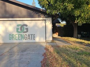 901 & 903 Whitemarsh Way, Modesto, CA 95356