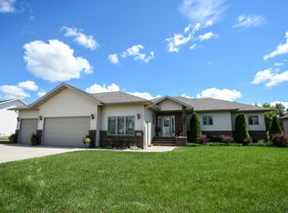 2329 Hillcrest Ln, Hawley, MN 56549