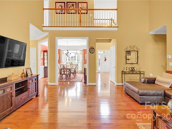 5th image of 5641 Old Town Ln