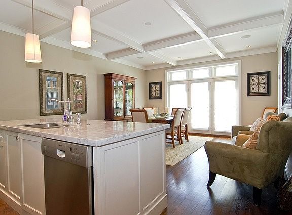 4th image of 1444 W Montrose Ave APT 1E