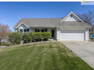31724 W 91st St, De Soto, KS 66018