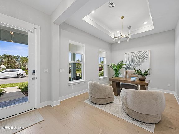 2nd image of 58 BLUE HAMPTON Drive