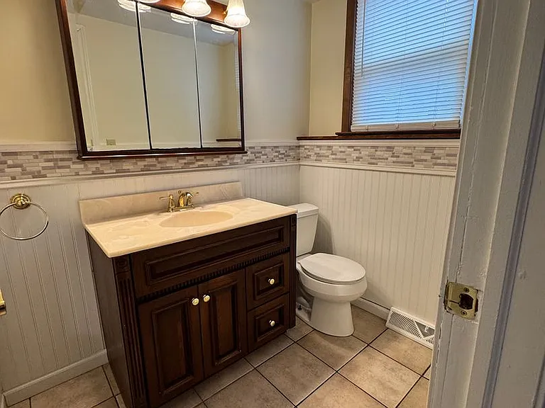 5001 Sampson Dr — Photo 23