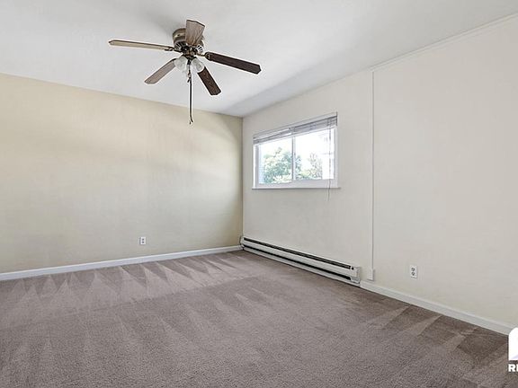 3rd image of 420 S 3rd St APT 22