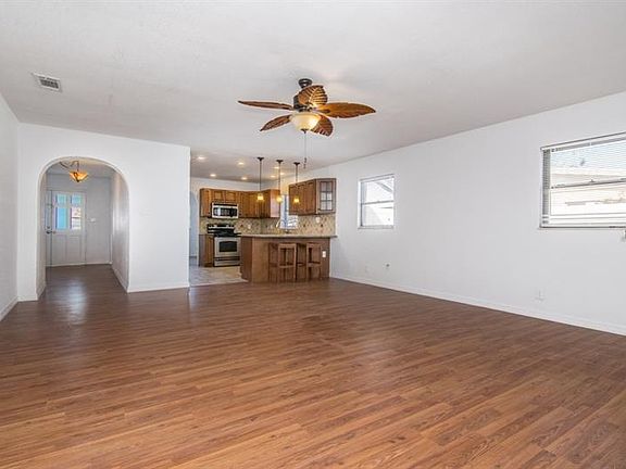 5th image of 4607 N Matanzas Ave