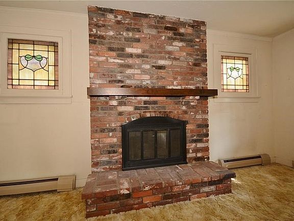 5th image of 1106 McKnight Dr