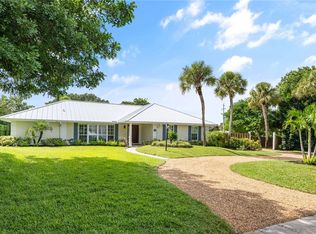2125 Periwinkle Dr, Vero Beach, FL 32963
