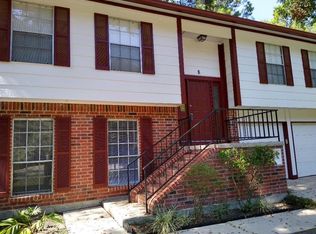 8 Spicebush Ct, Spring, TX 77381