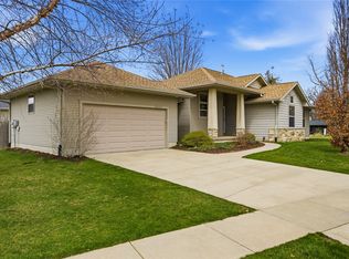 4127 Forest View Ct NE, Cedar Rapids, IA