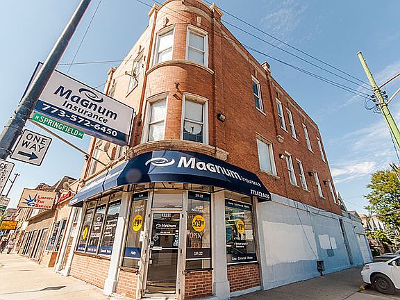 2nd image of 3900 W North Ave