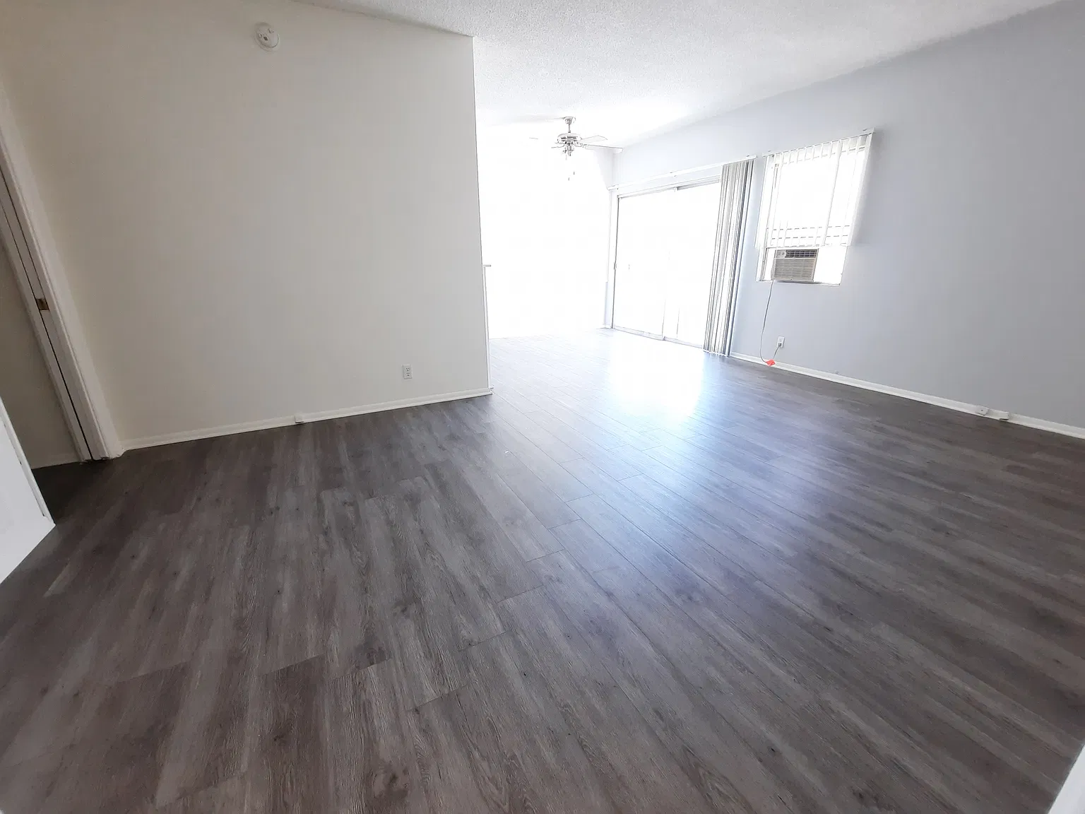 1227 N Fuller Ave — Photo 3