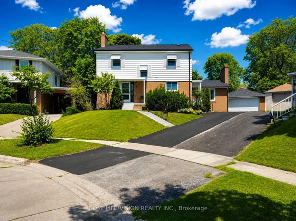 9 Lyndfield Cres, Brampton, ON L6W 2P4