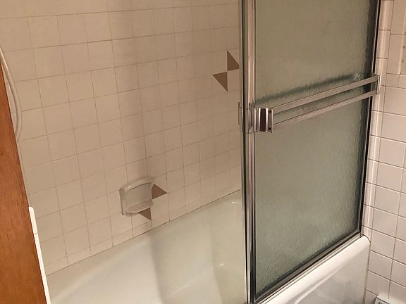 Bath1 shower tub 