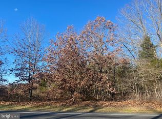 899 W Malaga Rd, Williamstown, NJ 08094