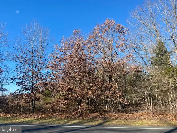 899 W Malaga Rd, Williamstown, NJ 08094