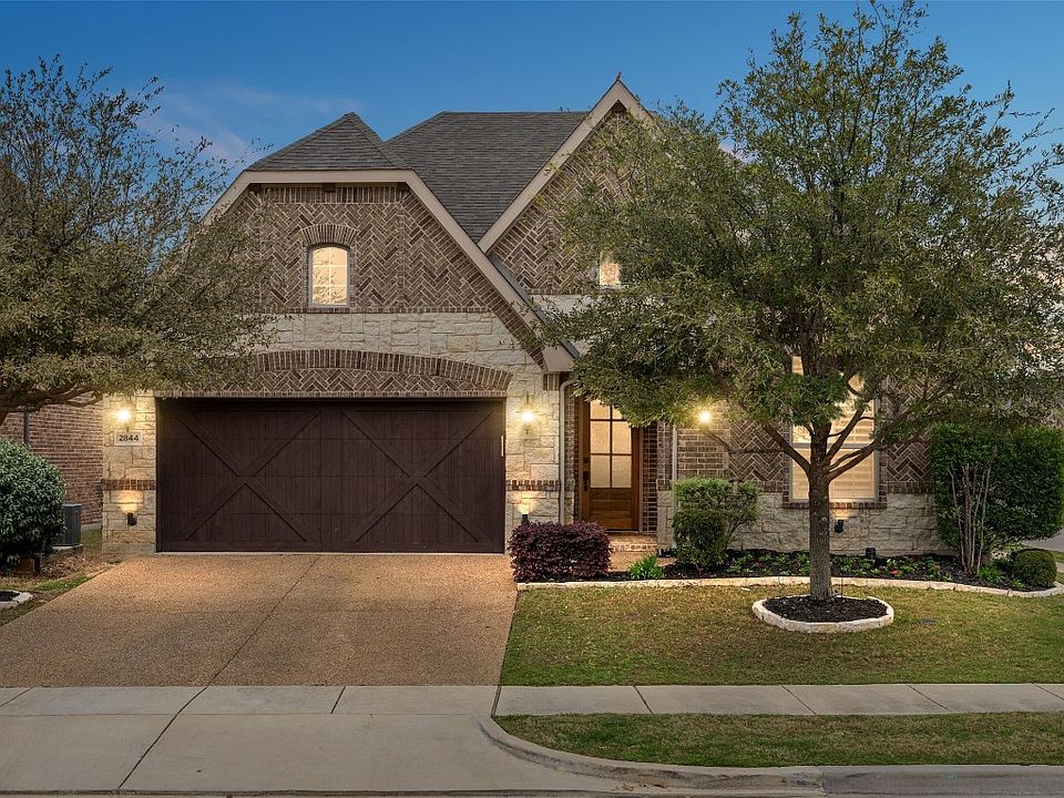 1st image of 2844 Sherwood Dr