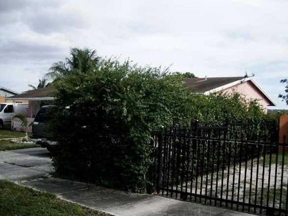 2nd image of 3474 NW 181st St