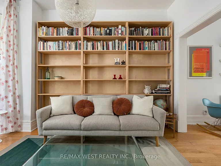 39 Shirley St — Photo 8