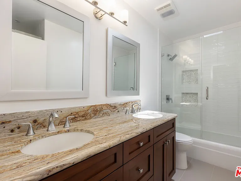 1411 N Harper Ave #6 — Photo 37