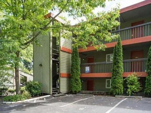 Barbur Place SE Portland