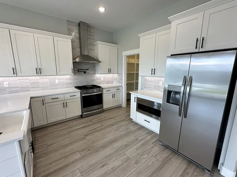 2285 Estate Ave — Photo 8