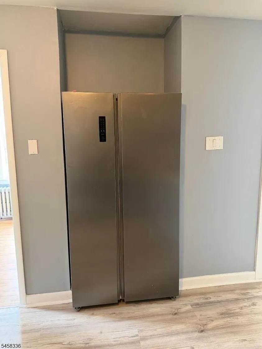 3 bed, 1.0 bath, $2,800 — Photo 3