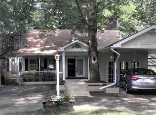 9026 Autoville Dr, College Park, MD 20740