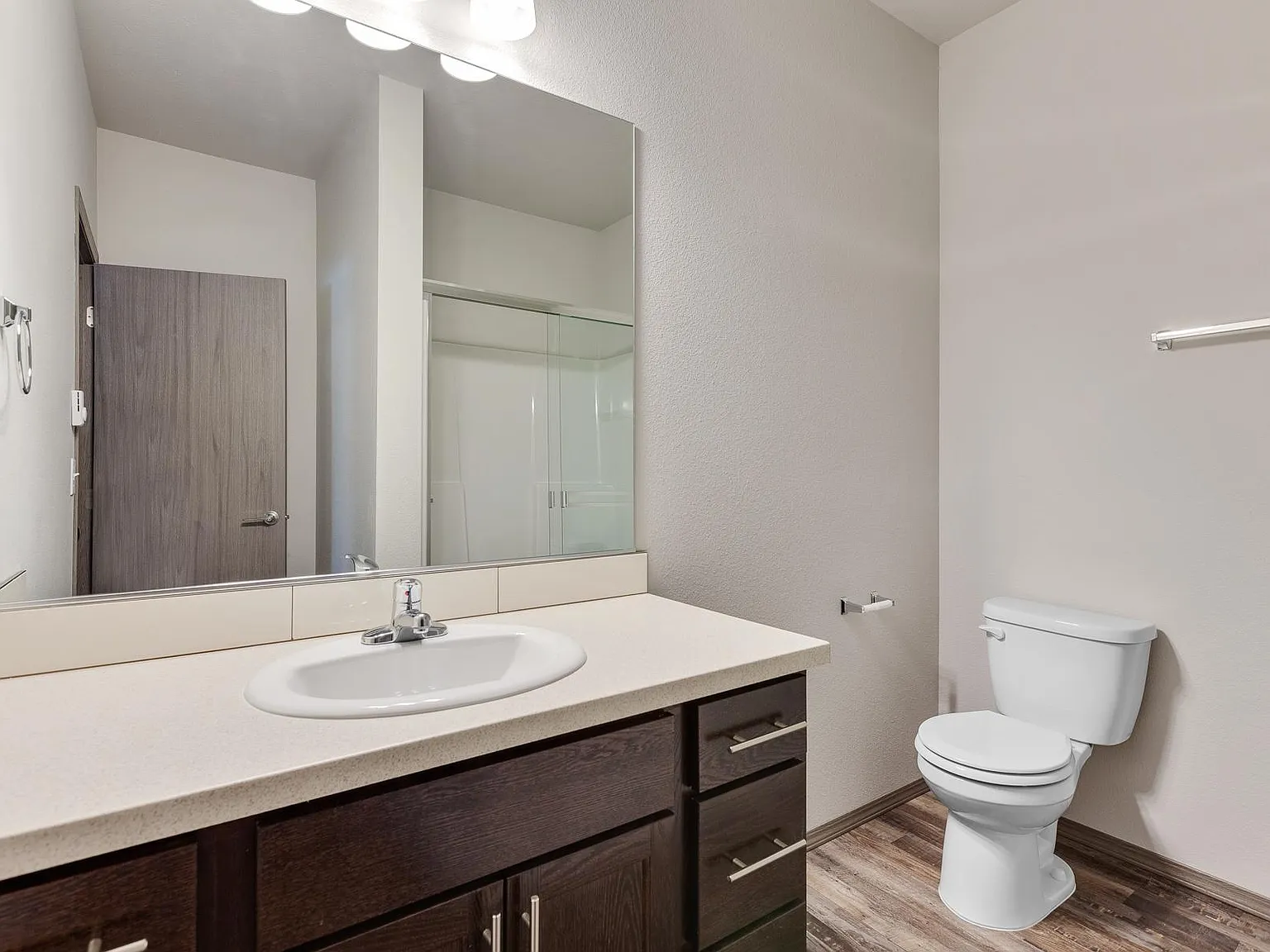 525 N Michigan Rd — Photo 4