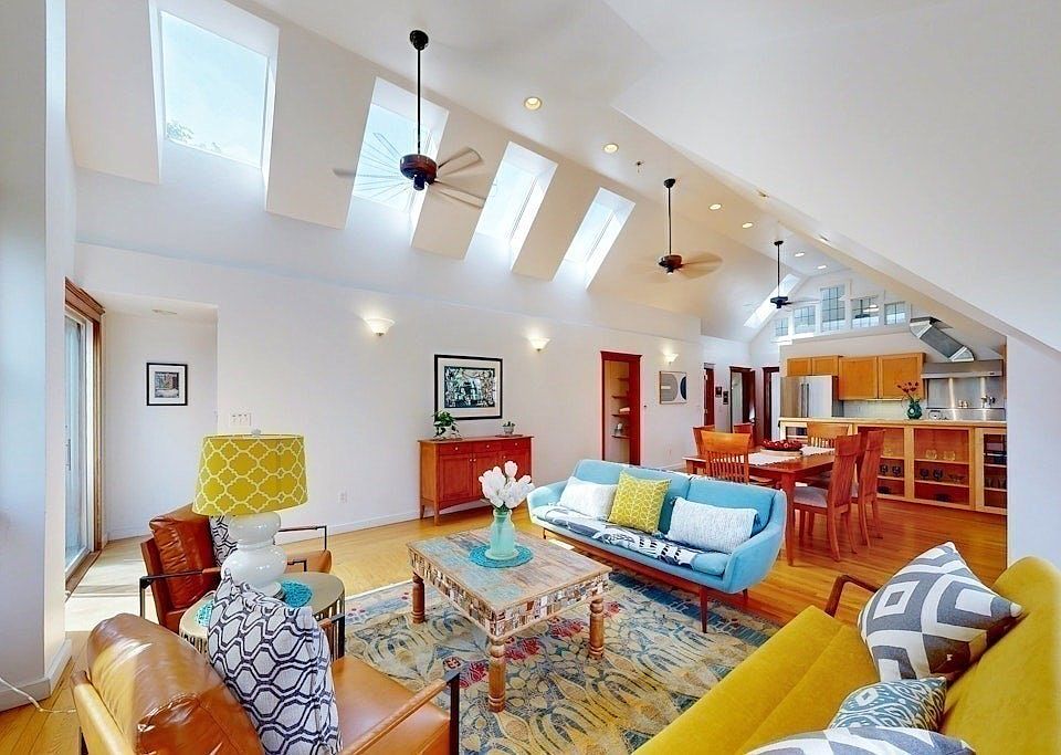 1st image of 2 Brastow Ave